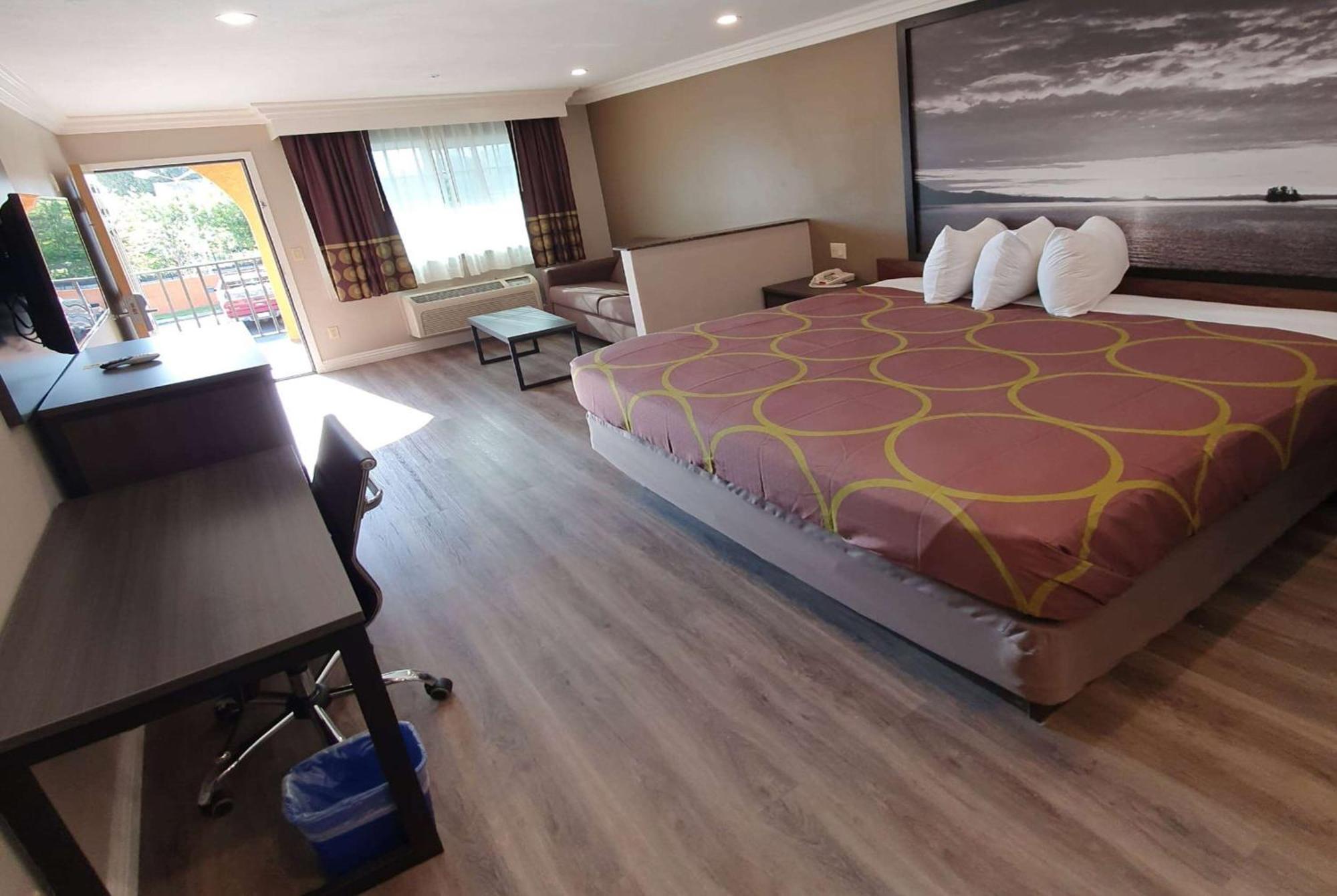 Super 8 By Wyndham Cypress Buena Park Area Exterior foto