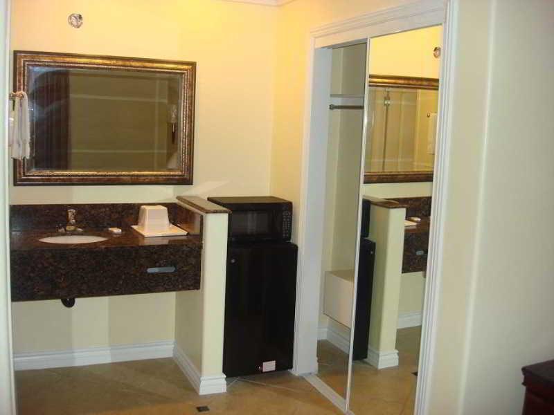 Super 8 By Wyndham Cypress Buena Park Area Exterior foto